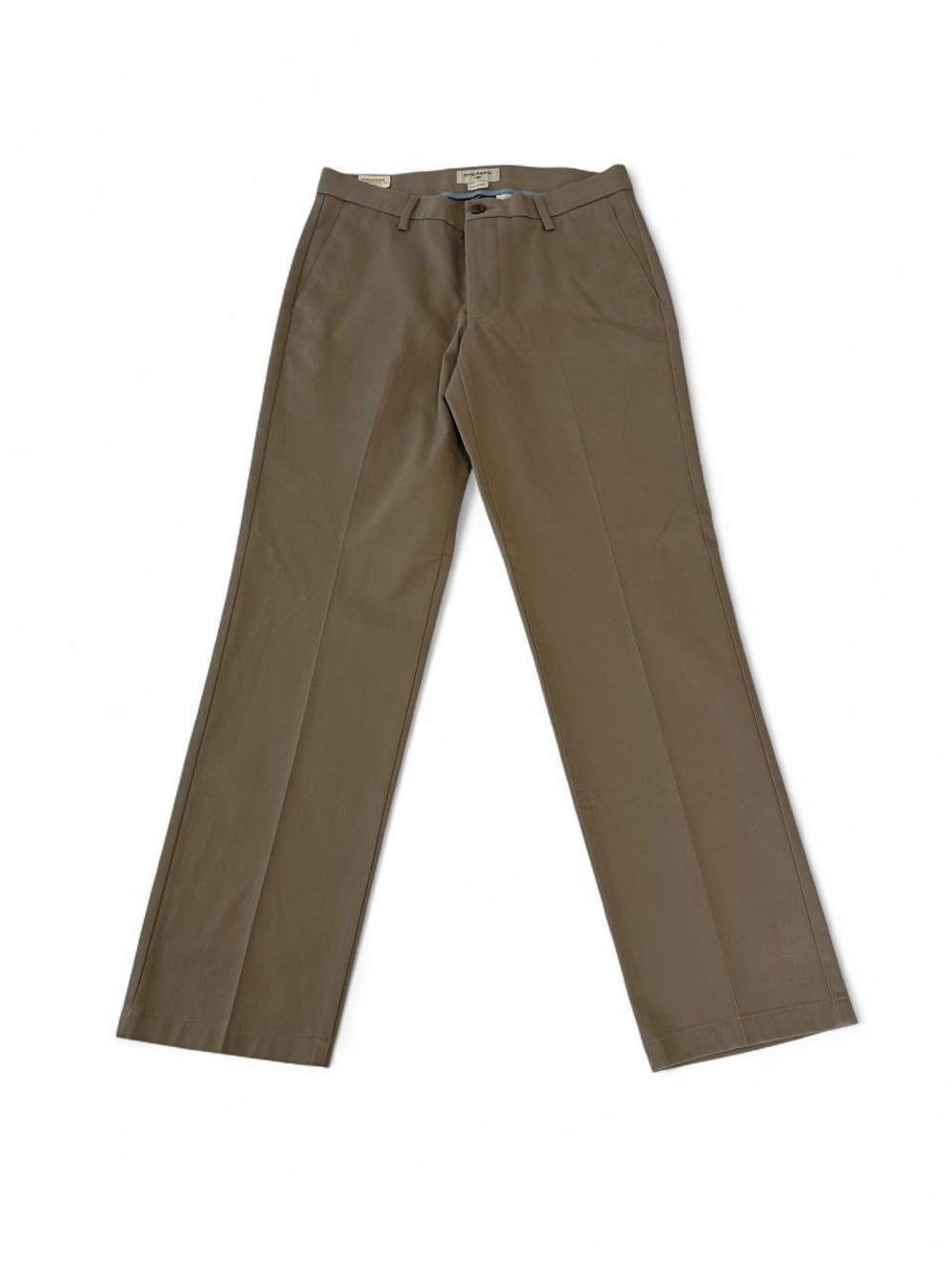 Brand new with tags dockers khaki pants. 
Size 29x30.